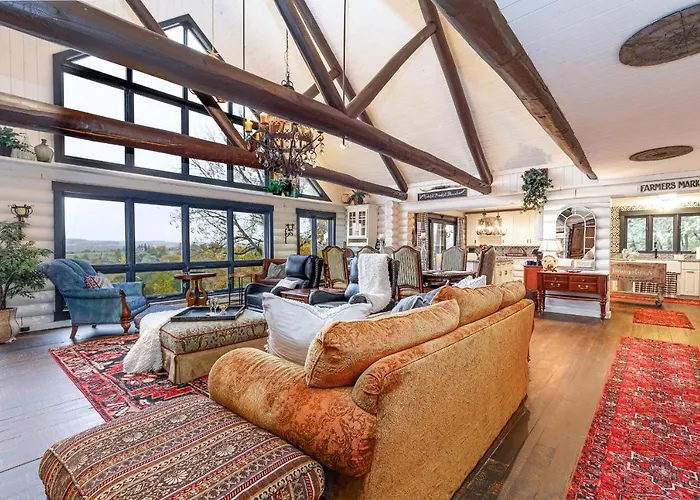 Holiday home Frogmore Galena